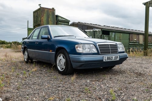 1993 Mercedes Benz E280 (W124) zum Verkauf (Bild 17 von 241)