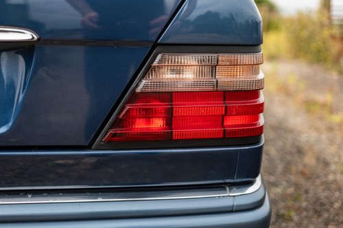1993 Mercedes Benz E280 (W124) zum Verkauf (Bild 147 von 241)