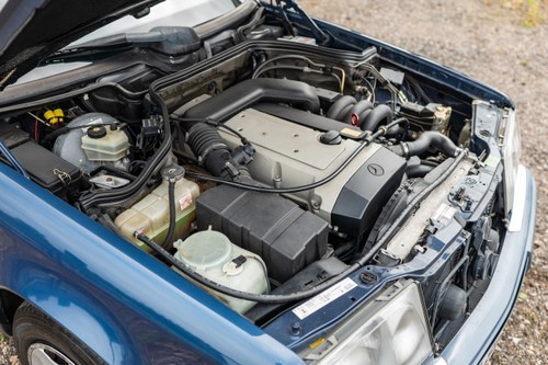 1993 Mercedes Benz E280 (W124) zum Verkauf (Bild 181 von 241)