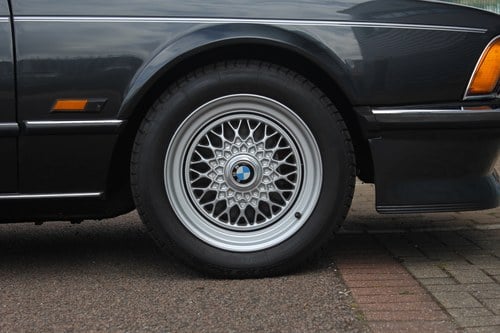 1985 BMW E24 M 635 CSI till salu (bild 26 av 150)
