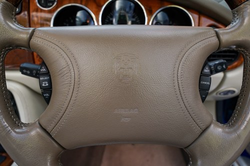 1999 Jaguar XKR Convertible For Sale (picture 44 of 283)