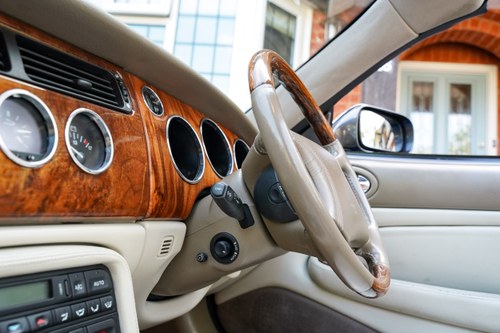 1999 Jaguar XKR Convertible For Sale (picture 50 of 283)