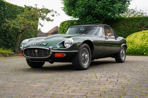 1974 Jaguar E-Type Series 3 V12 OTS RHD In vendita (immagine 20 di 295)