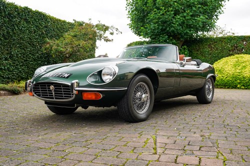 1974 Jaguar E-Type Series 3 V12 OTS RHD In vendita (immagine 4 di 295)