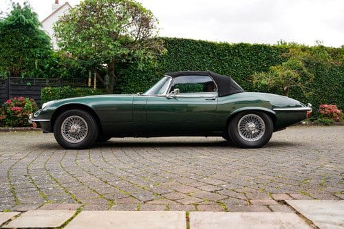 1974 Jaguar E-Type Series 3 V12 OTS RHD In vendita (immagine 47 di 295)
