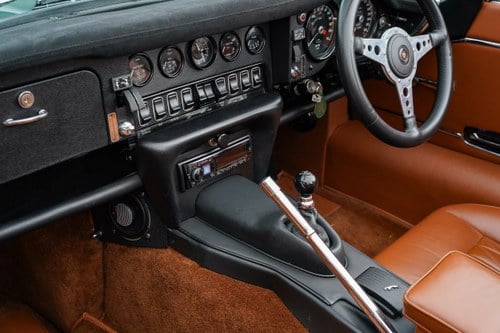 1974 Jaguar E-Type Series 3 V12 OTS RHD In vendita (immagine 80 di 295)