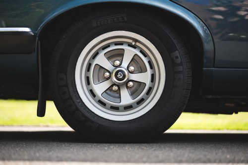 1986 Daimler XJ6 Series 3 4.2 Vanden Plas à venda (imagem 12 de 155)