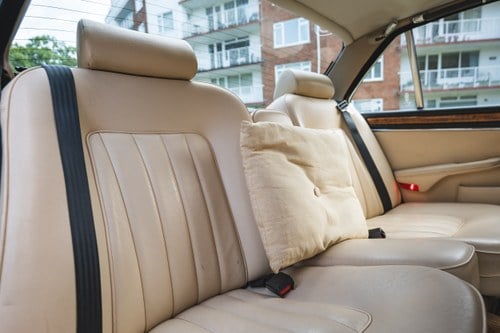 1986 Daimler XJ6 Series 3 4.2 Vanden Plas à venda (imagem 20 de 155)