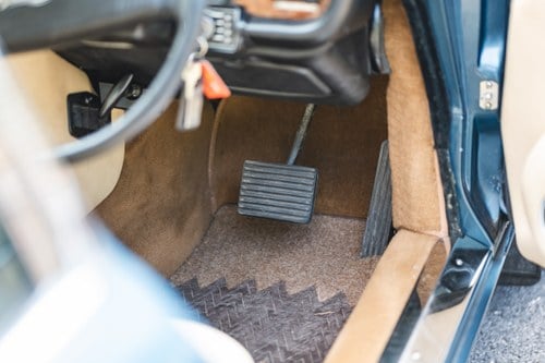 1986 Daimler XJ6 Series 3 4.2 Vanden Plas à venda (imagem 34 de 155)