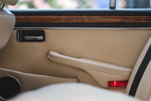 1986 Daimler XJ6 Series 3 4.2 Vanden Plas à venda (imagem 61 de 155)