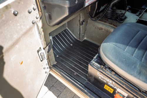 1997 Land Rover Defender Snatch-2A With Converted Camping Trailer zum Verkauf (Bild 51 von 301)