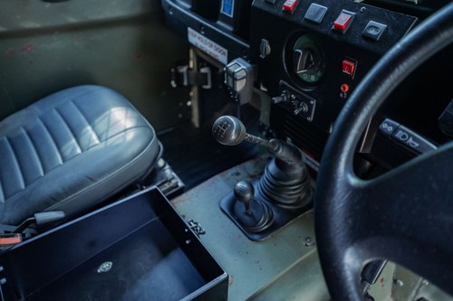 1997 Land Rover Defender Snatch-2A With Converted Camping Trailer zum Verkauf (Bild 63 von 301)