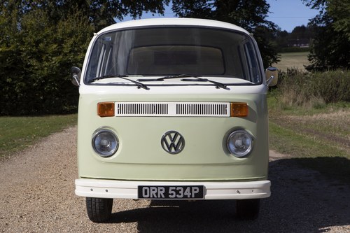 1975 Volkswagen Type 2 (T2) Double Cab Pick-Up For Sale (picture 14 of 109)