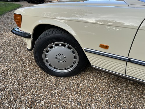 1989 Mercedes-Benz 300 SL Auto R107 zum Verkauf (Bild 43 von 165)