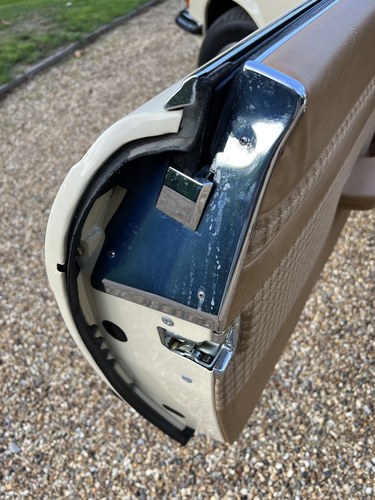 1989 Mercedes-Benz 300 SL Auto R107 zum Verkauf (Bild 56 von 165)