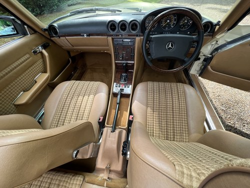 1989 Mercedes-Benz 300 SL Auto R107 zum Verkauf (Bild 72 von 165)