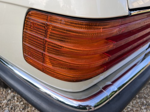 1989 Mercedes-Benz 300 SL Auto R107 zum Verkauf (Bild 121 von 165)
