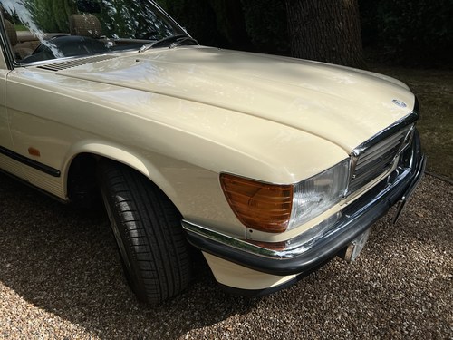 1989 Mercedes-Benz 300 SL Auto R107 zum Verkauf (Bild 135 von 165)