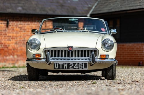 1972 MG MGB Roadster Te koop (foto 2 van 206)