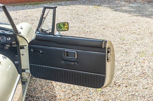 1972 MG MGB Roadster Te koop (foto 100 van 206)