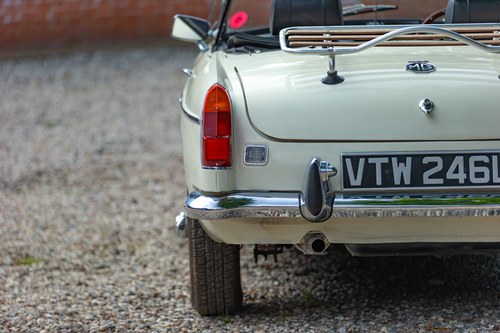 1972 MG MGB Roadster Te koop (foto 157 van 206)