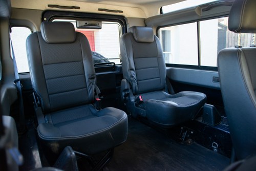 2014 Land Rover Defender 90 XS 2.2TDI For Sale (picture 24 of 91)