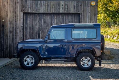 2014 Land Rover Defender 90 XS 2.2TDI For Sale (picture 5 of 91)
