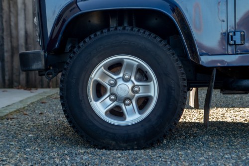 2014 Land Rover Defender 90 XS 2.2TDI For Sale (picture 35 of 91)