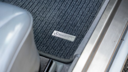 1995 Mercedes-Benz E220 Cabriolet A124 In vendita (immagine 22 di 202)