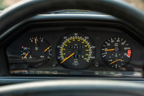 1995 Mercedes-Benz E220 Cabriolet A124 In vendita (immagine 27 di 202)