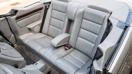 1995 Mercedes-Benz E220 Cabriolet A124 In vendita (immagine 72 di 202)