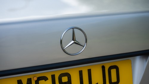 1995 Mercedes-Benz E220 Cabriolet A124 In vendita (immagine 113 di 202)