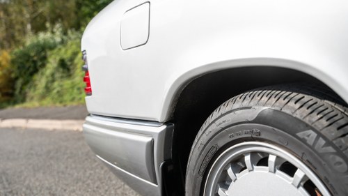 1995 Mercedes-Benz E220 Cabriolet A124 In vendita (immagine 125 di 202)