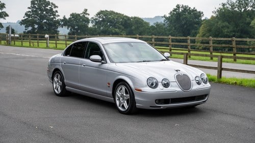 2002 Jaguar S Type R zum Verkauf (Bild 1 von 149)