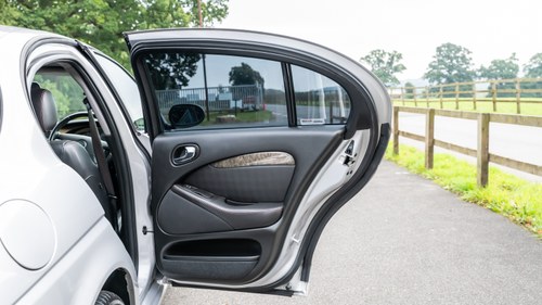 2002 Jaguar S Type R zum Verkauf (Bild 64 von 149)