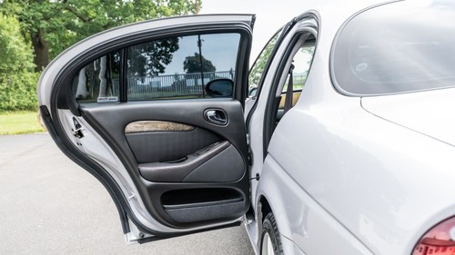 2002 Jaguar S Type R zum Verkauf (Bild 73 von 149)