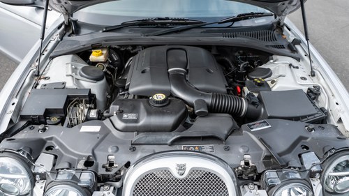 2002 Jaguar S Type R zum Verkauf (Bild 123 von 149)