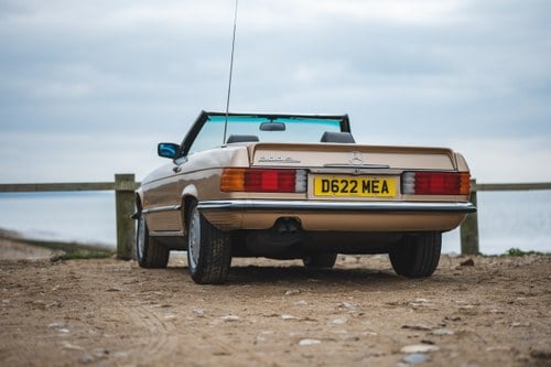 1987 Mercedes-Benz 300SL (R107) zum Verkauf (Bild 5 von 156)