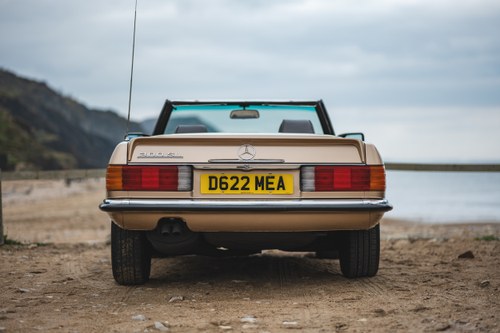 1987 Mercedes-Benz 300SL (R107) zum Verkauf (Bild 12 von 156)