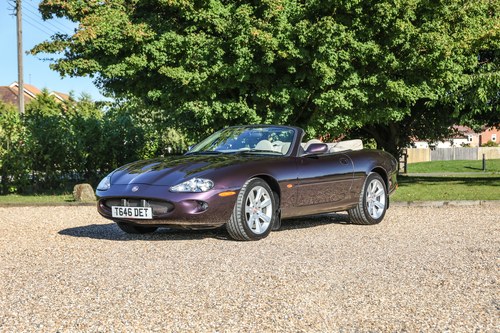 1999 Jaguar XKR 4.0 Convertible (X100) à vendre (picture 1 of 123)