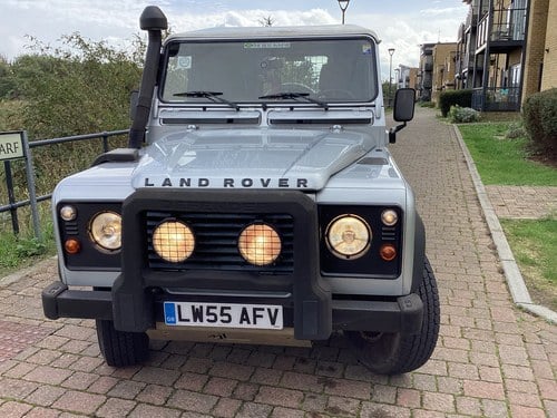 2005 Land Rover Defender 90 à vendre (picture 2 of 111)