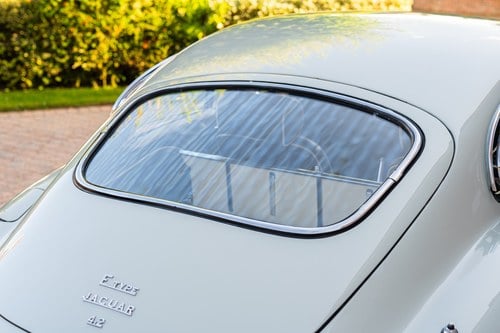 1970 Jaguar E-Type Series II 4.2 FHC Te koop (foto 93 van 165)