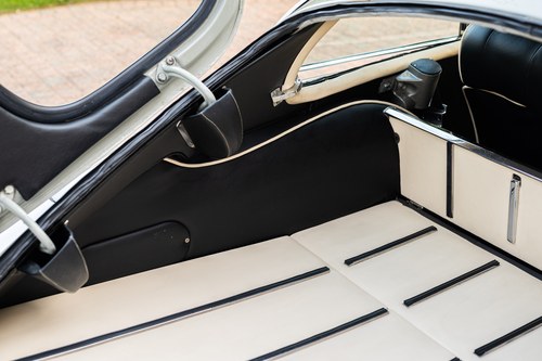 1970 Jaguar E-Type Series II 4.2 FHC Te koop (foto 49 van 165)