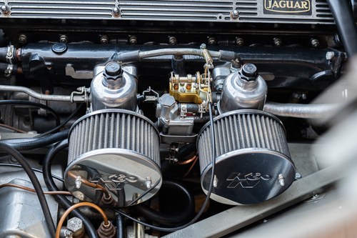 1970 Jaguar E-Type Series II 4.2 FHC Te koop (foto 98 van 165)