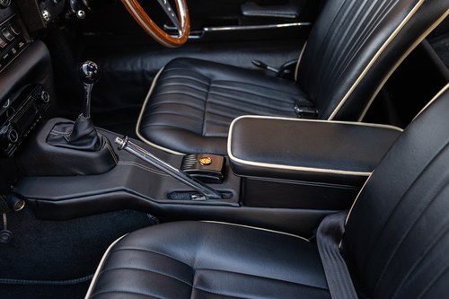 1970 Jaguar E-Type Series II 4.2 FHC Te koop (foto 44 van 165)