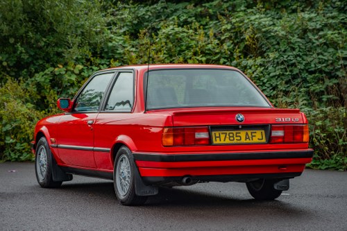 1990 BMW E30 318iS For Sale (picture 5 of 102)