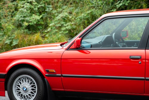 1990 BMW E30 318iS For Sale (picture 68 of 102)