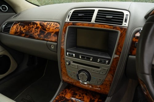 2010 Jaguar XKR In vendita (immagine 33 di 128)