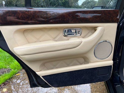 2003 Bentley Arnage T Mulliner For Sale (picture 37 of 139)