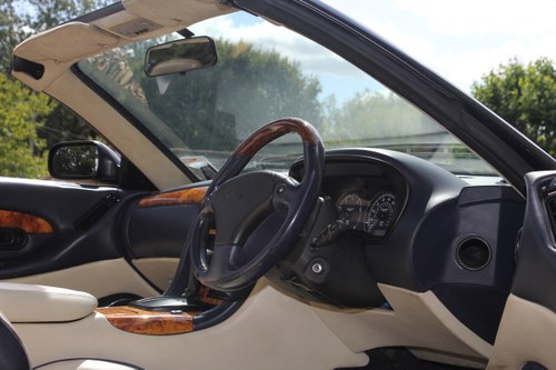 2001 Aston Martin DB7 Vantage Volante Auto In vendita (immagine 42 di 118)